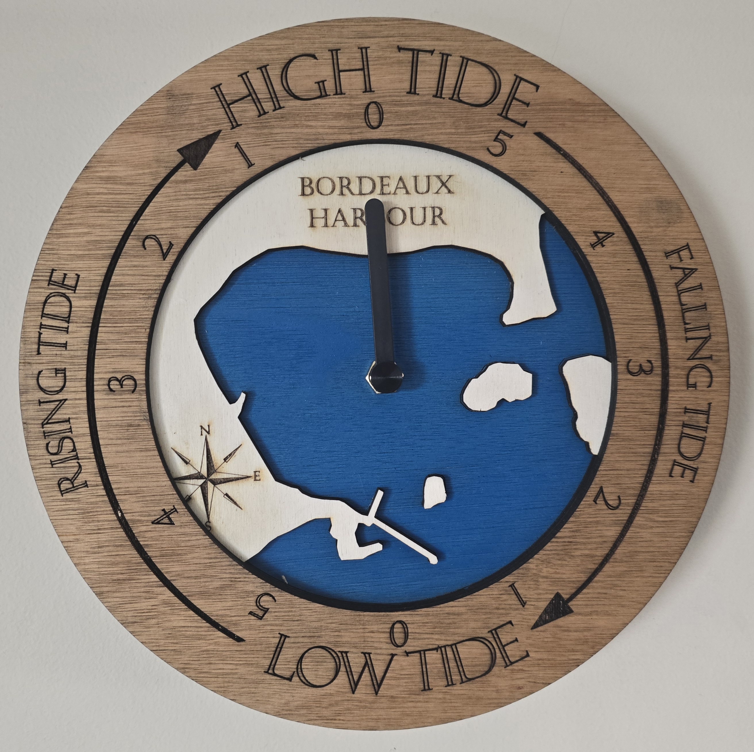Bordeaux Harbour Tide Clock
